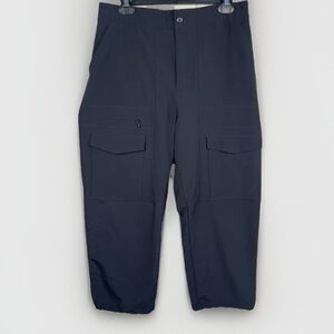 Zella Black Getaway Drawstring Cargo Pockets Button Closure Crop Pants Size L